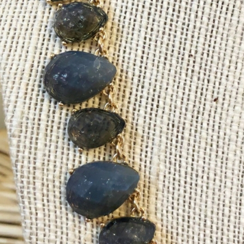 Statement necklace - Picture 3 of 4